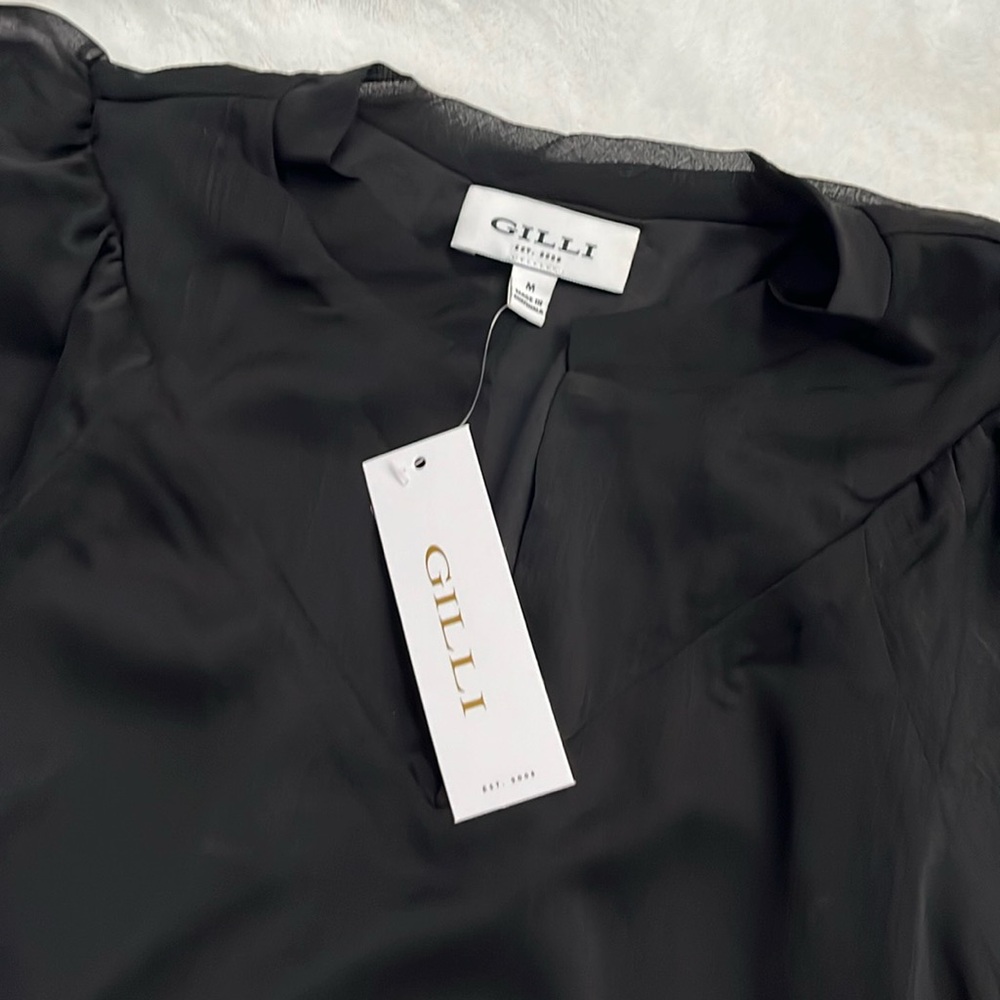 Gilli Notch Neck Blouse